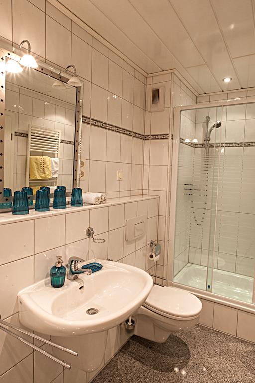 Schmuckstueck In Essen Apartamento Quarto foto